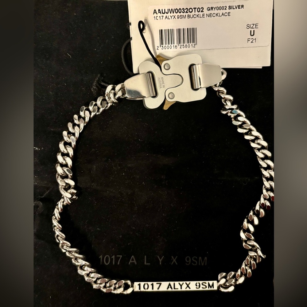 Alyx Silver Chunky Chain Necklace with Industrial Buckle